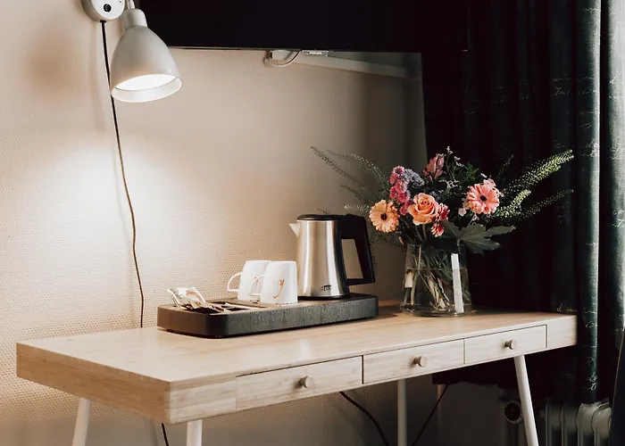 De Hoofdige Boer 3* Almen